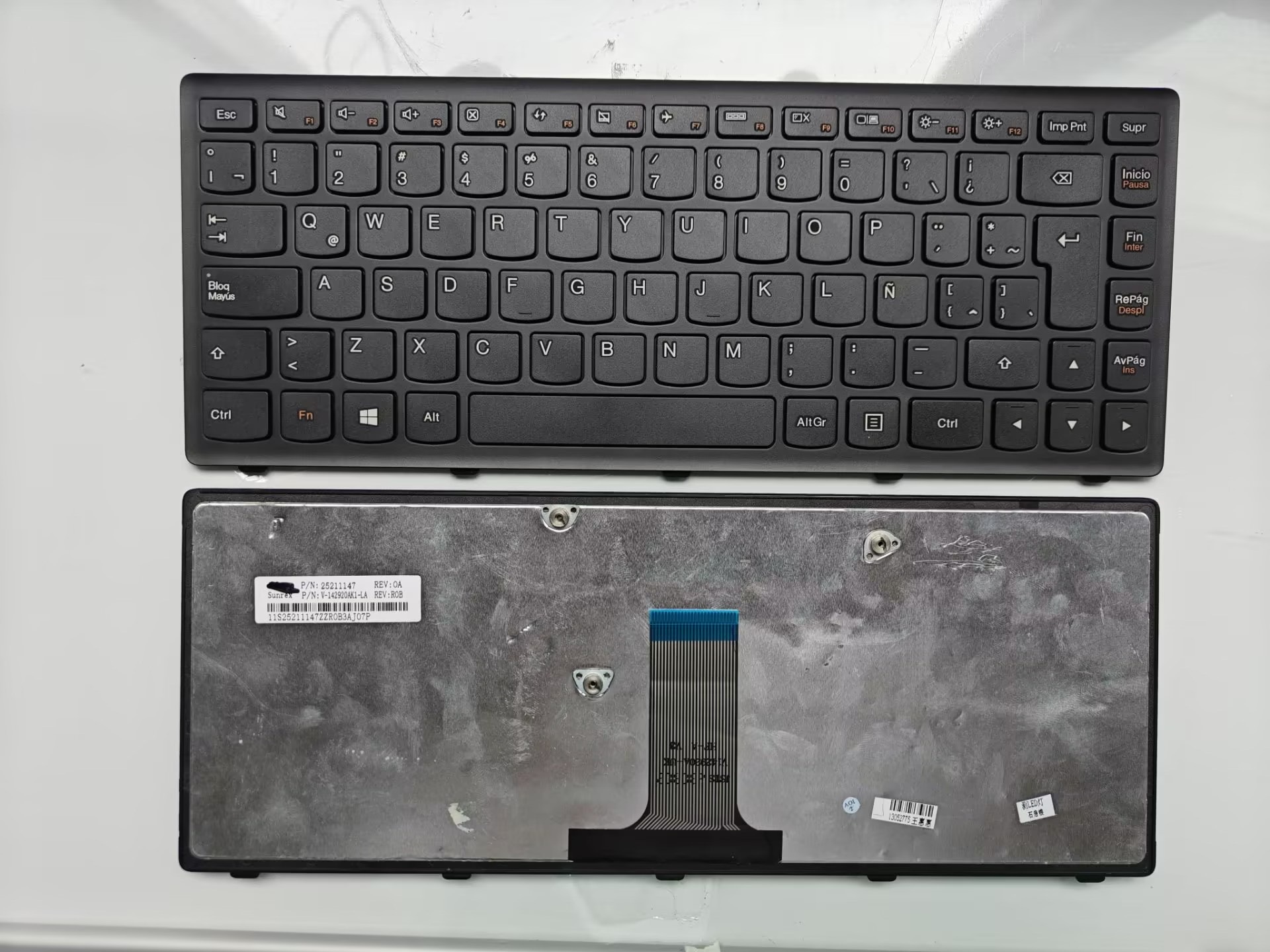 Picture of New Replacement Laptop Keyboard For LENOVO G400S/G405S/G410S/FLEX14 BLACK FRAME BLACK La Layout